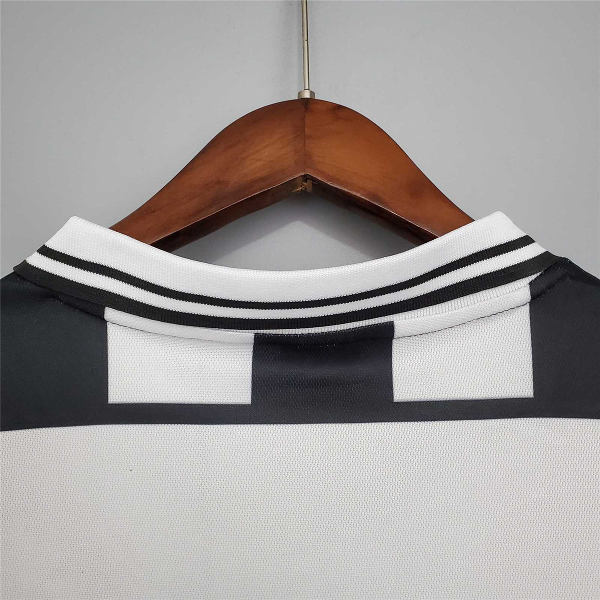Juventus Home (2001/02)