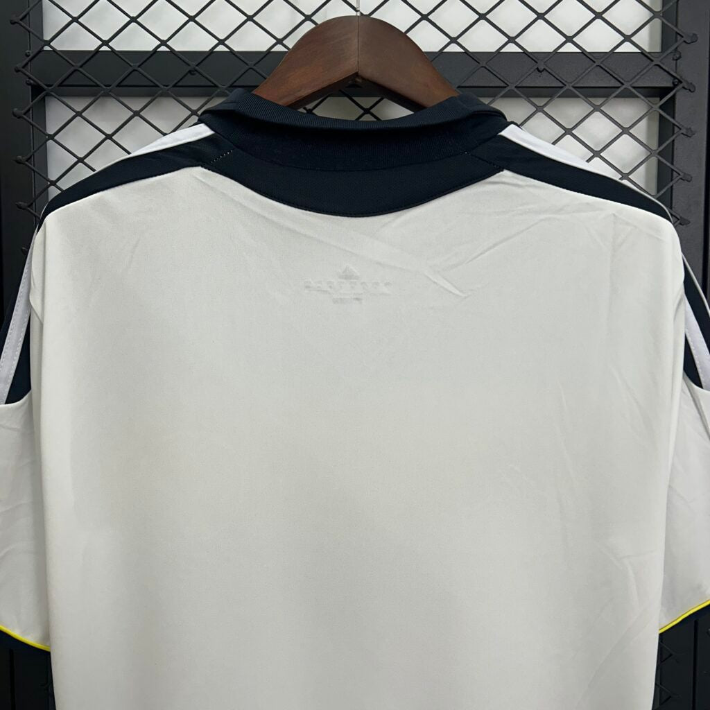 Chelsea Away (2011/12)