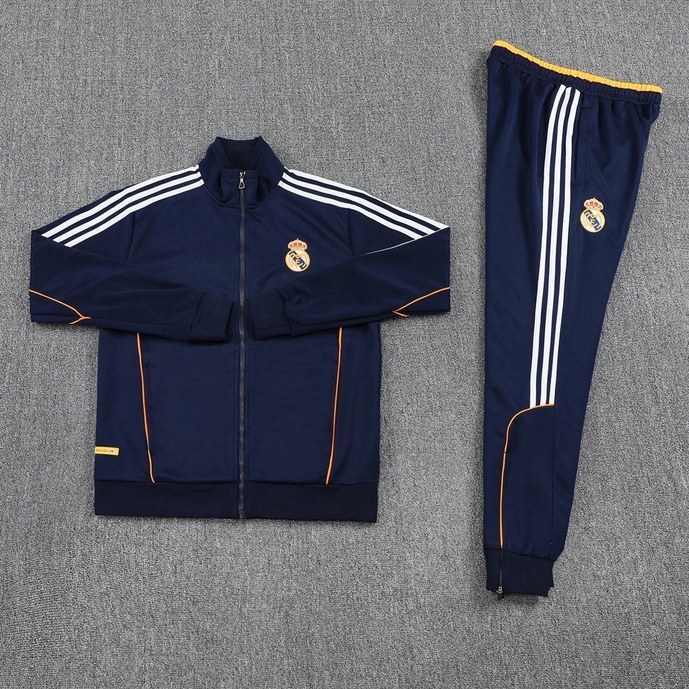Real Madrid Tracksuit (25/26)