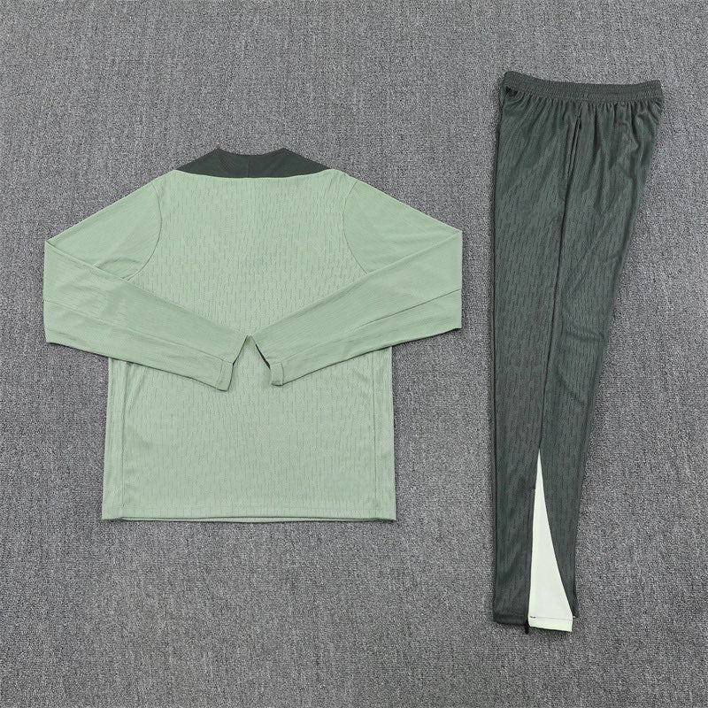 Chelsea Tracksuit (25/26)
