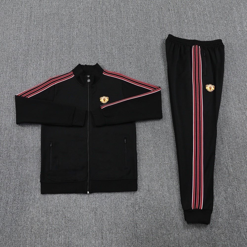 Manchester United Tracksuit (25/26)