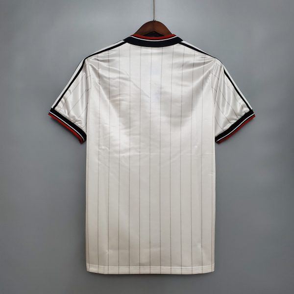 Manchester United Away (1982/83)