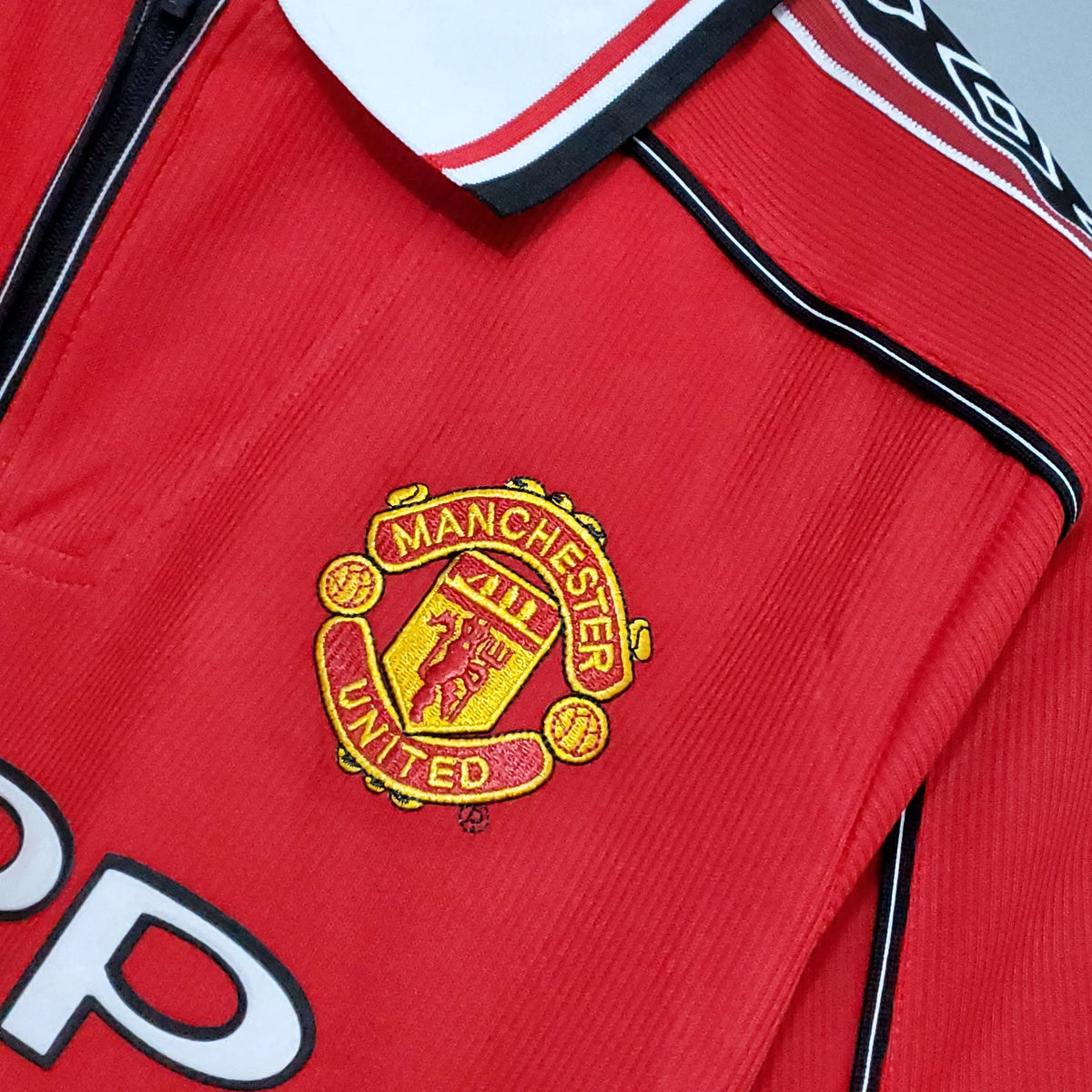 Manchester United Home (1998/99)