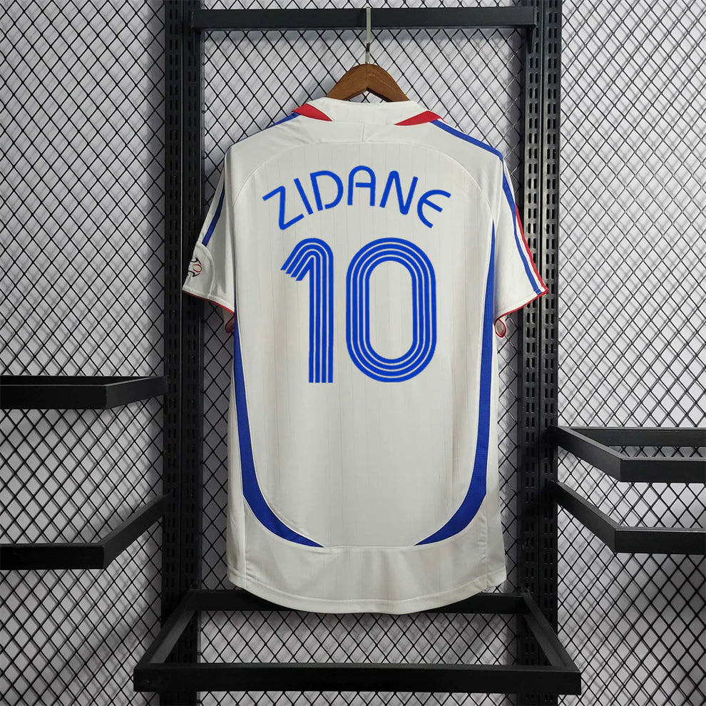 France Away (2006)