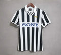 Juventus Home (1995/97)