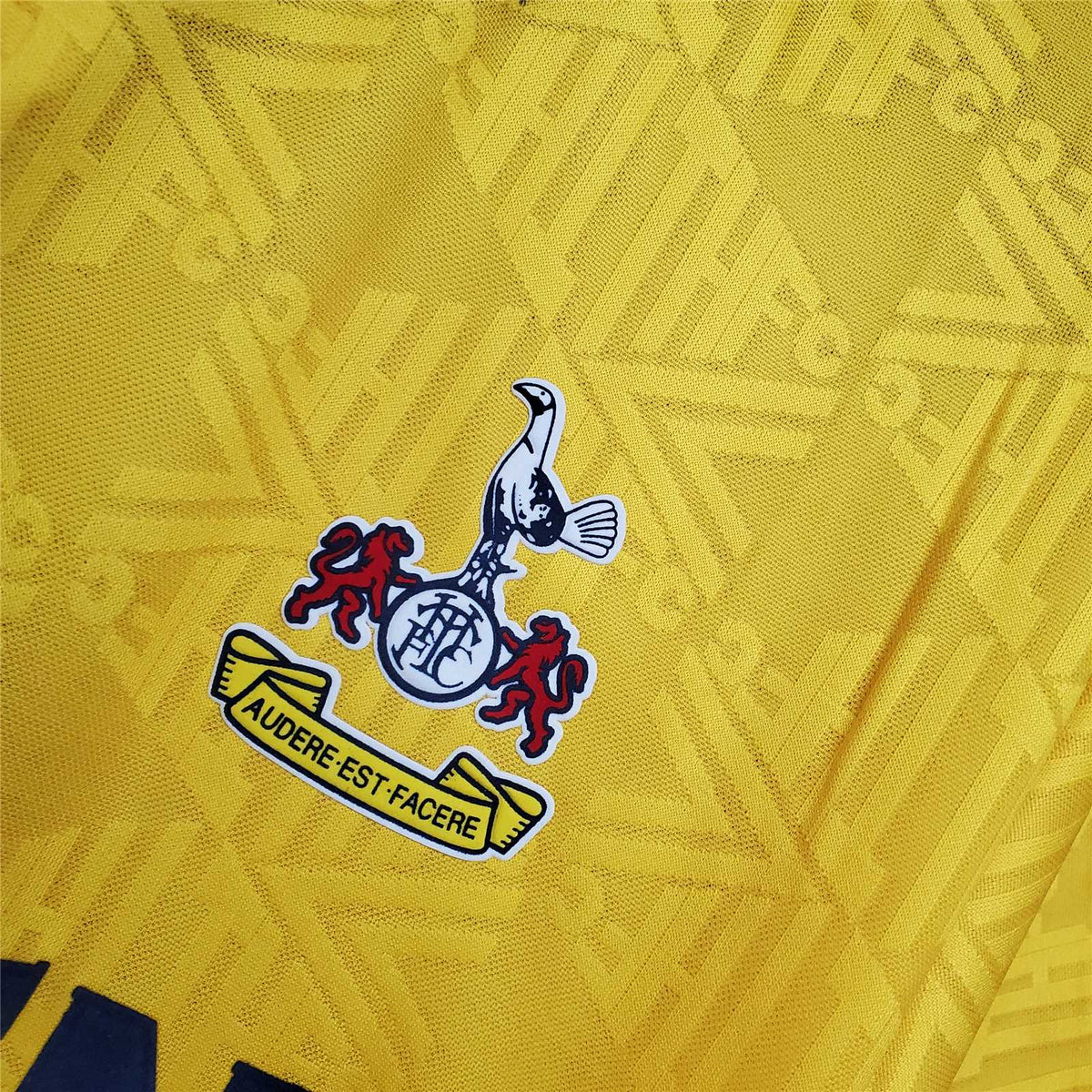 Tottenham Away (1992/93)