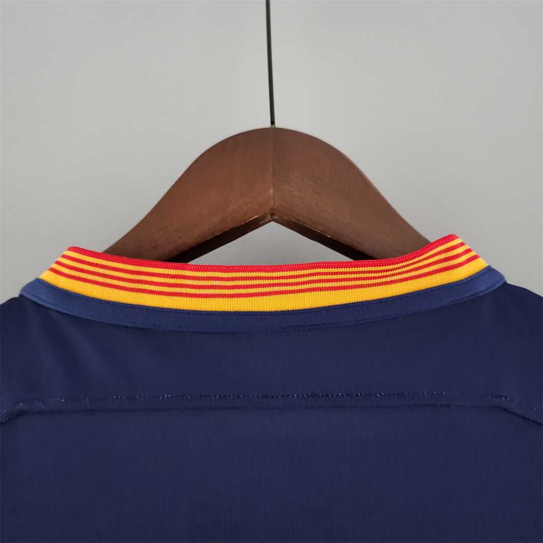 Barcelona Home (2015/16)