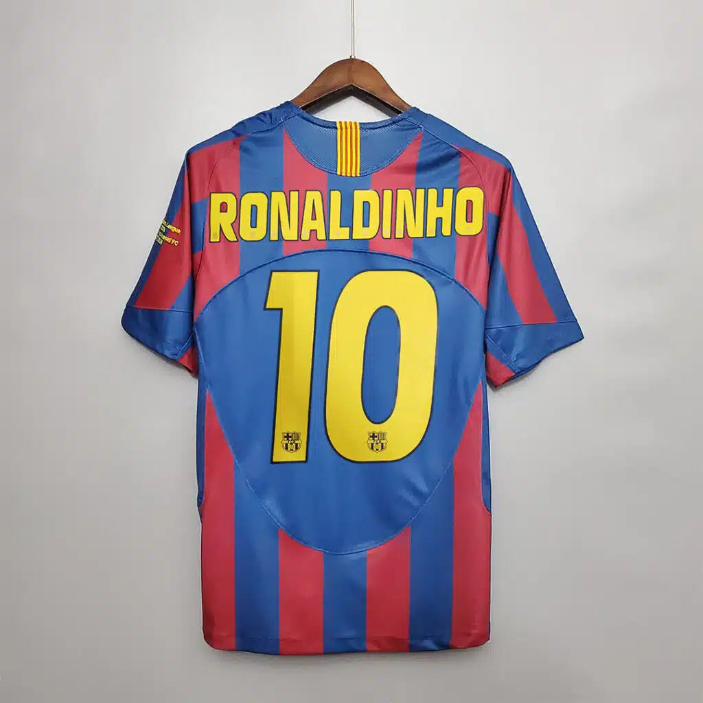 Barcelona Home (2005/06)