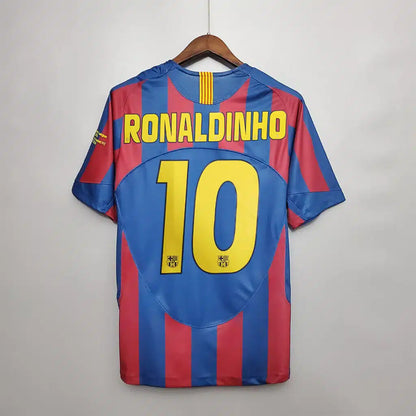 Barcelona Home (2005/06)