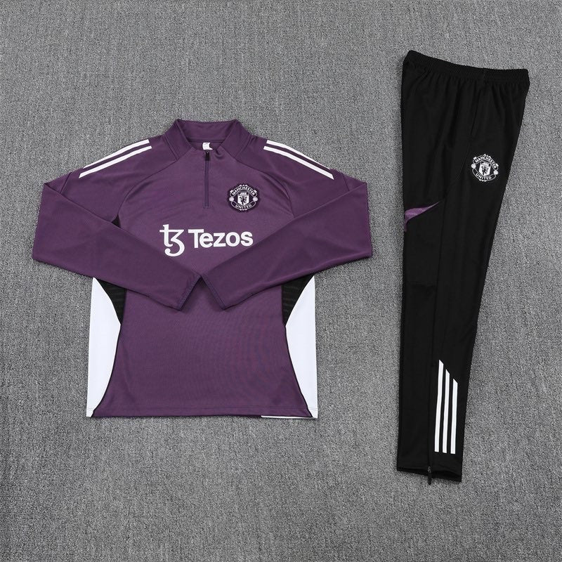 Manchester United Tracksuit (25/26)