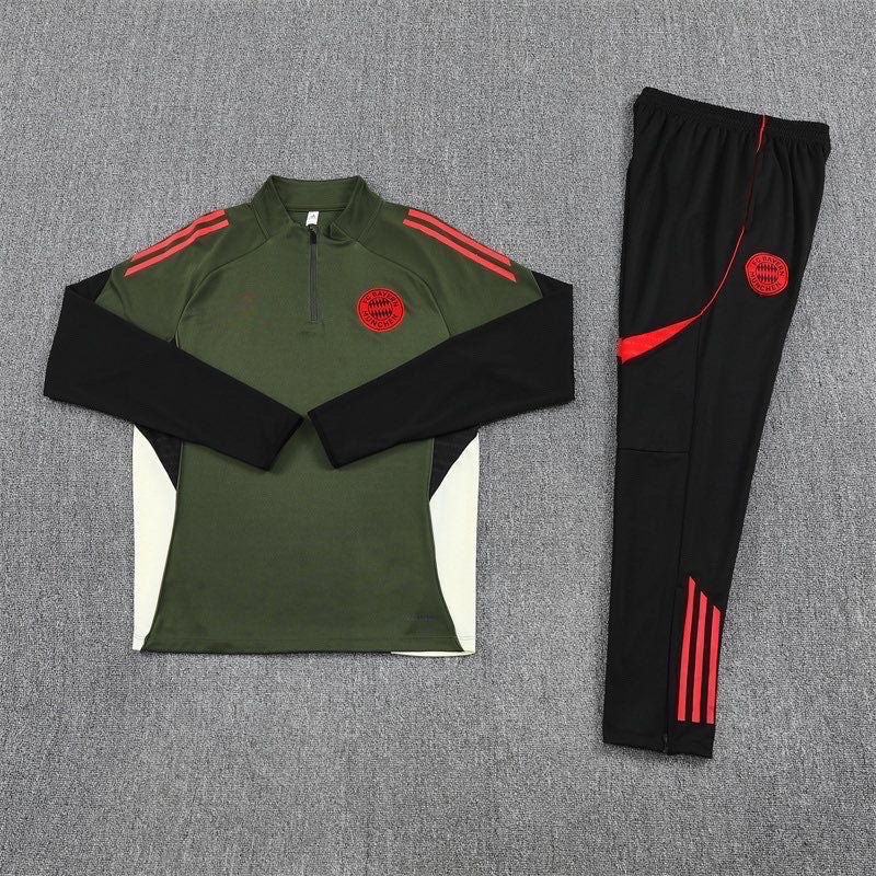 Bayern Munchen Tracksuit (25/26)