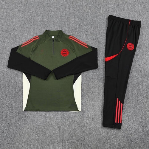 Bayern Munchen Tracksuit (25/26)