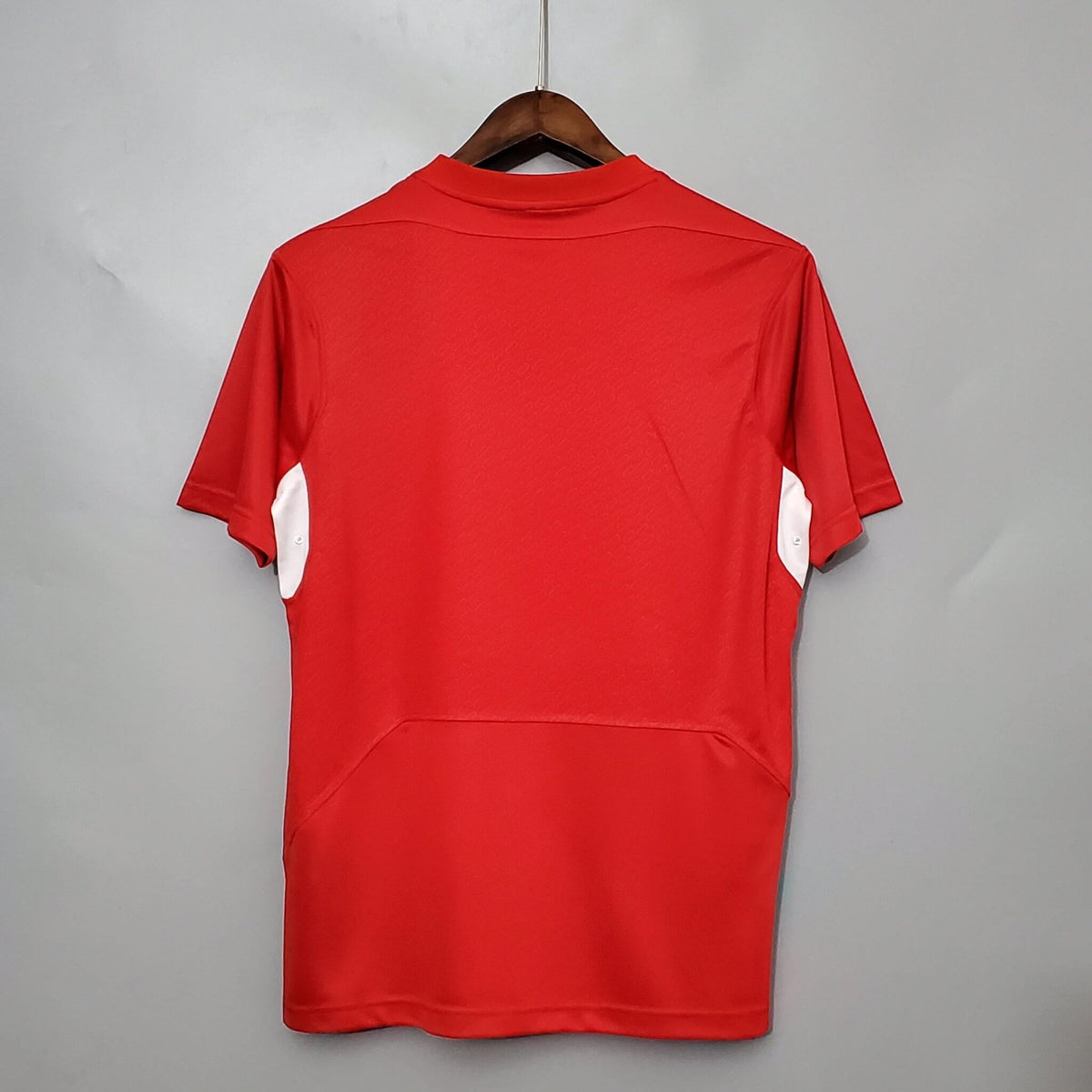 Liverpool Home (2004/05)