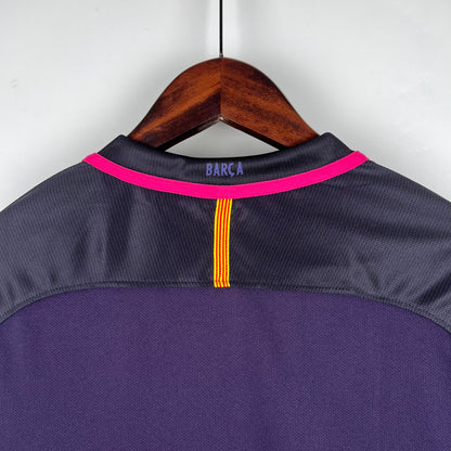 Barcelona Away (2016/17)