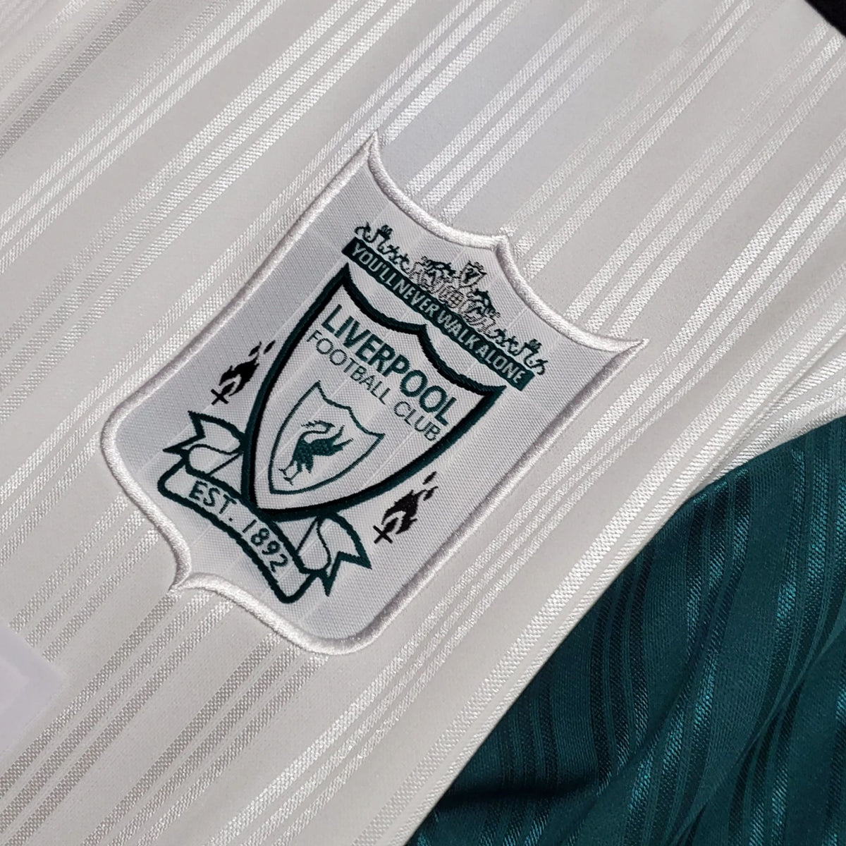 Liverpool Away (1995/96)