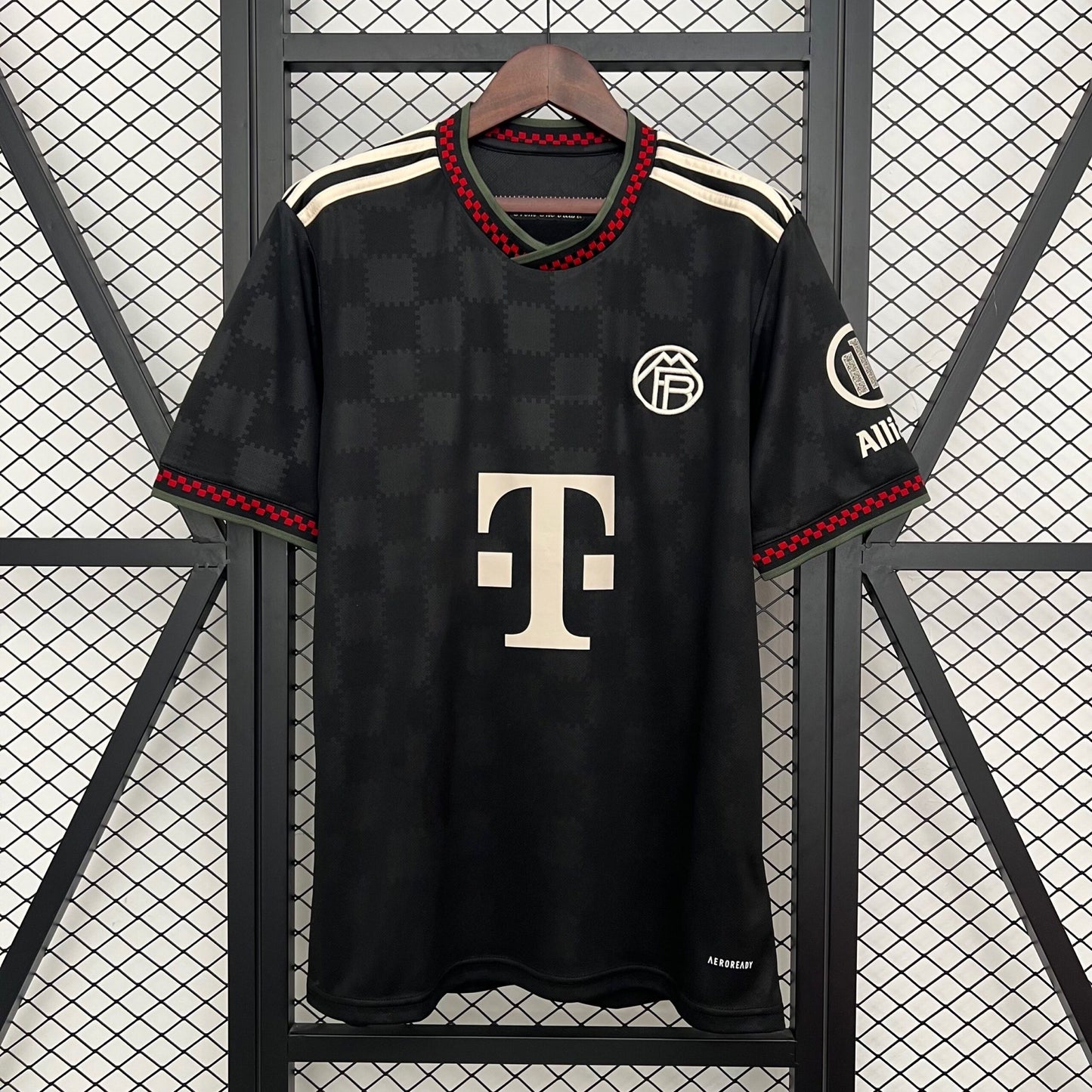 Bayern Munchen Third (25/26)