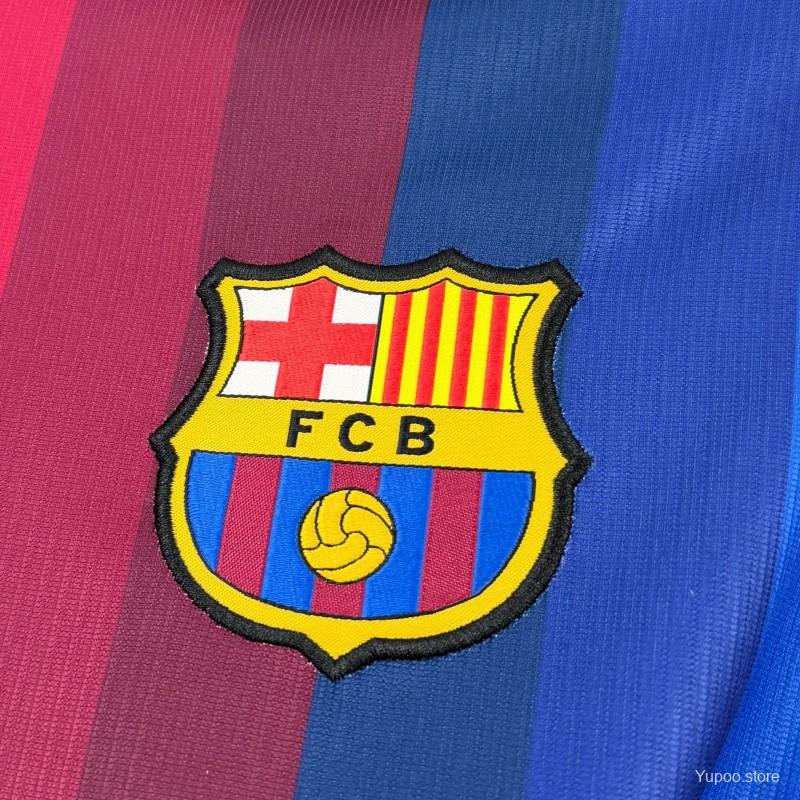 Barcelona Home (26/27)