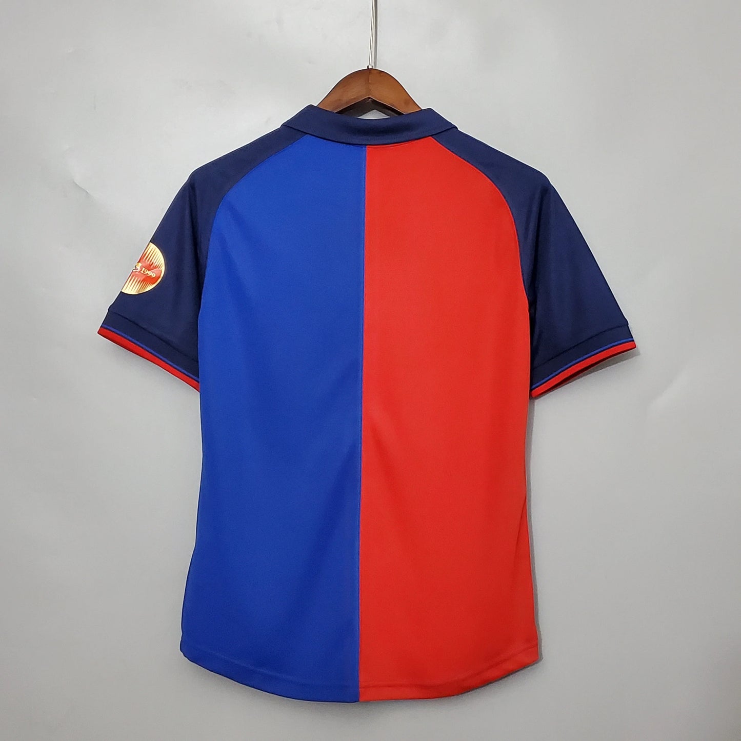 Barcelona Home (1999/00)