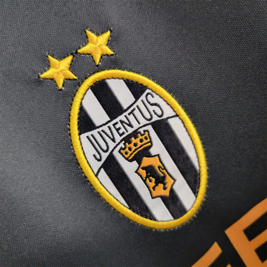 Juventus Away (2001/02)