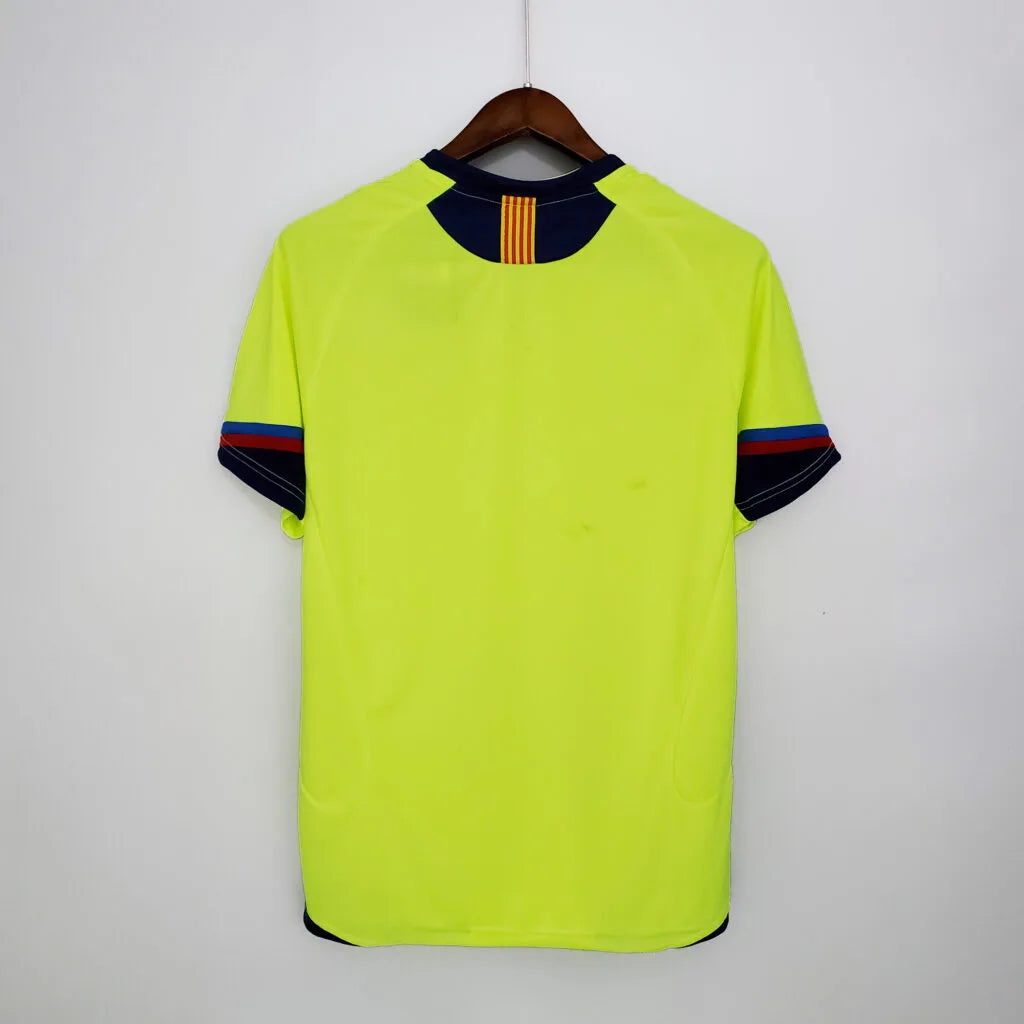 Barcelona Away (2005/06)
