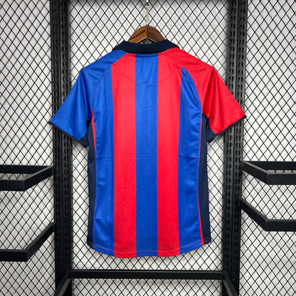 Barcelona Home (2004/05)
