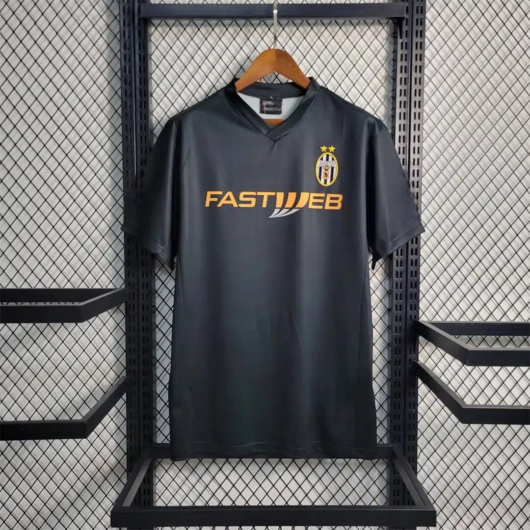Juventus Away (2001/02)
