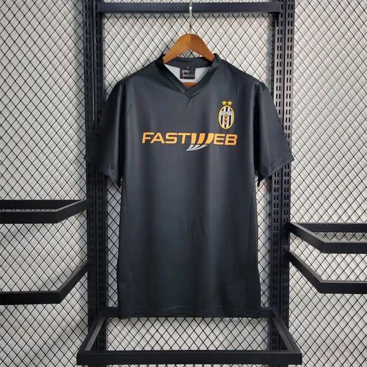 Juventus Away (2001/02)