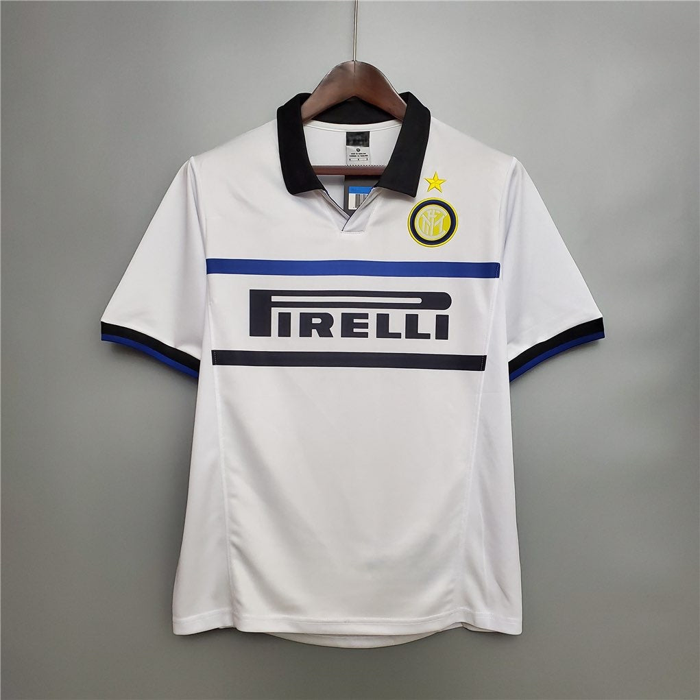 Inter Away (1998/99)