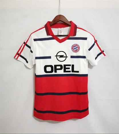 Bayern Munchen Away (1998/01)