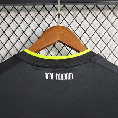 Real Madrid Away (2010/11)