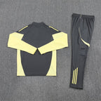Real Madrid Tracksuit (25/26)