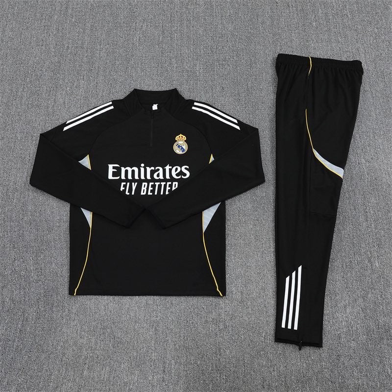 Real Madrid Tracksuit (25/26)