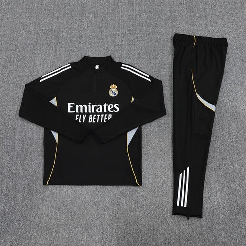 Real Madrid Tracksuit (25/26)