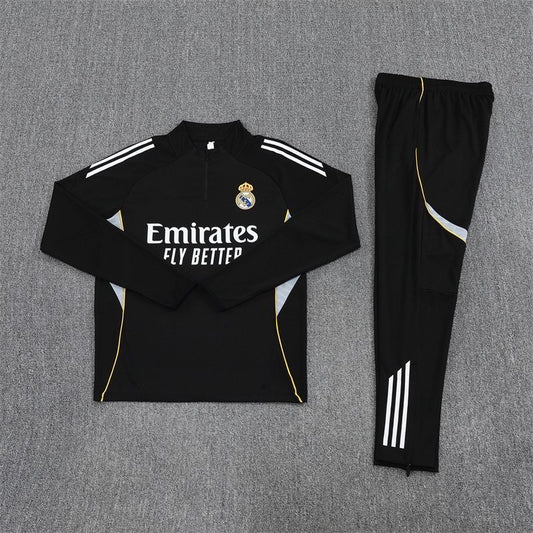 Real Madrid Tracksuit (25/26)