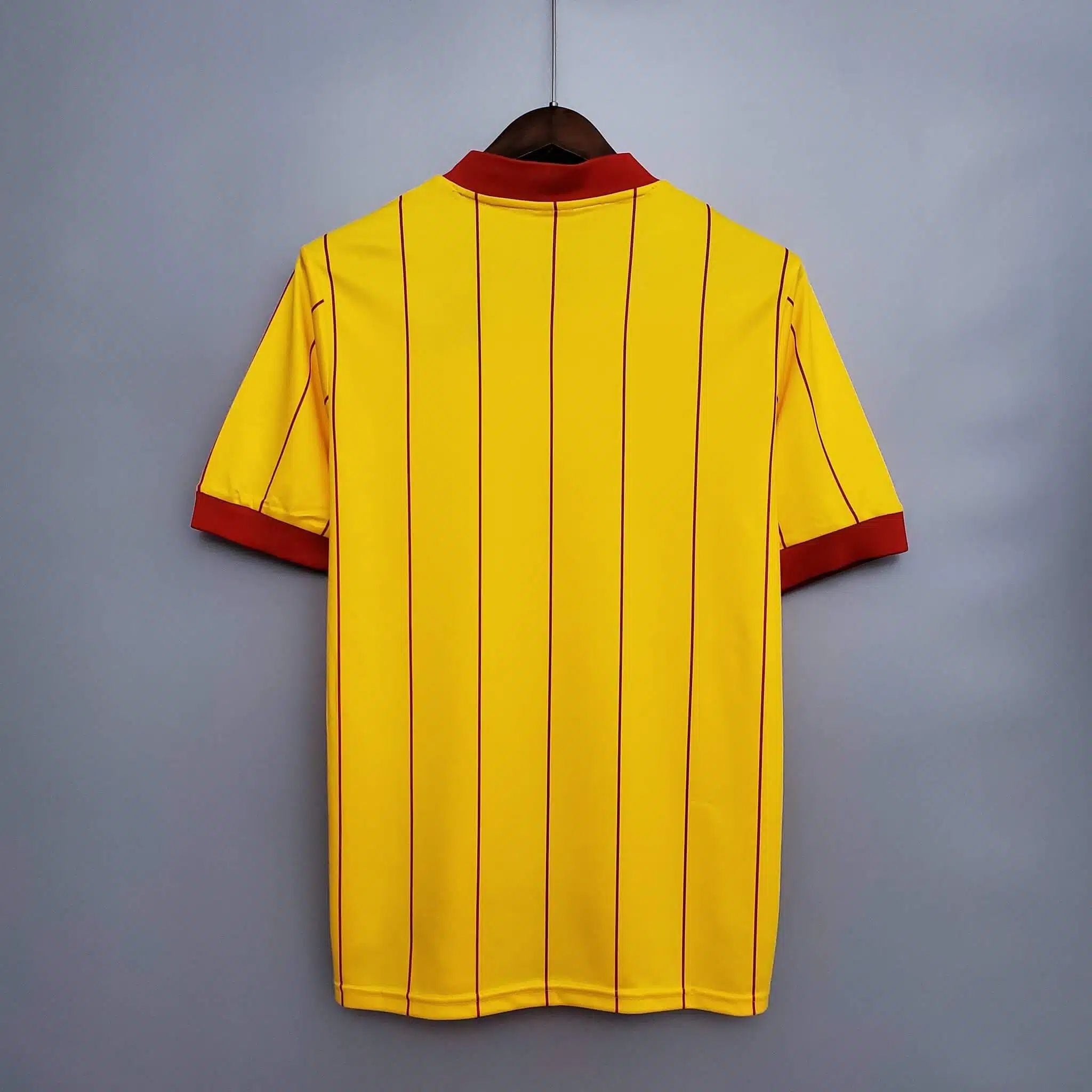 Liverpool Away (1984/85)