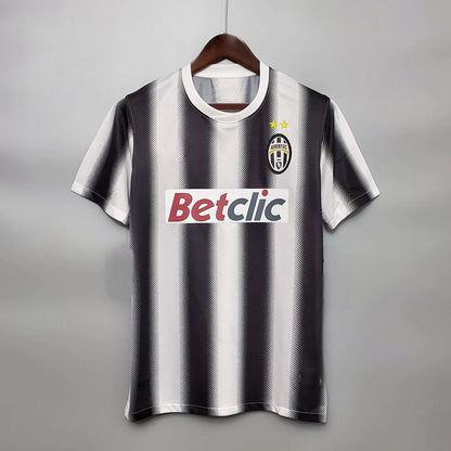 Juventus Home (2010/11)