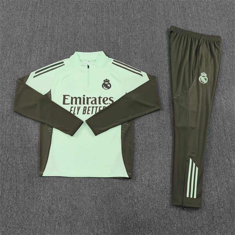 Real Madrid Tracksuit (25/26)