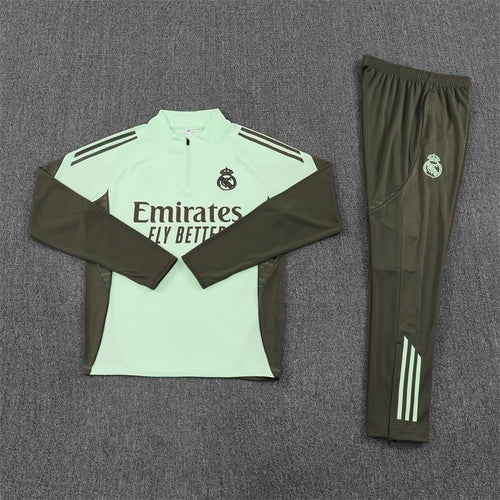 Real Madrid Tracksuit (25/26)