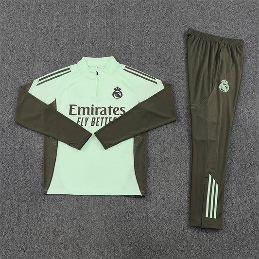 Real Madrid Tracksuit (25/26)