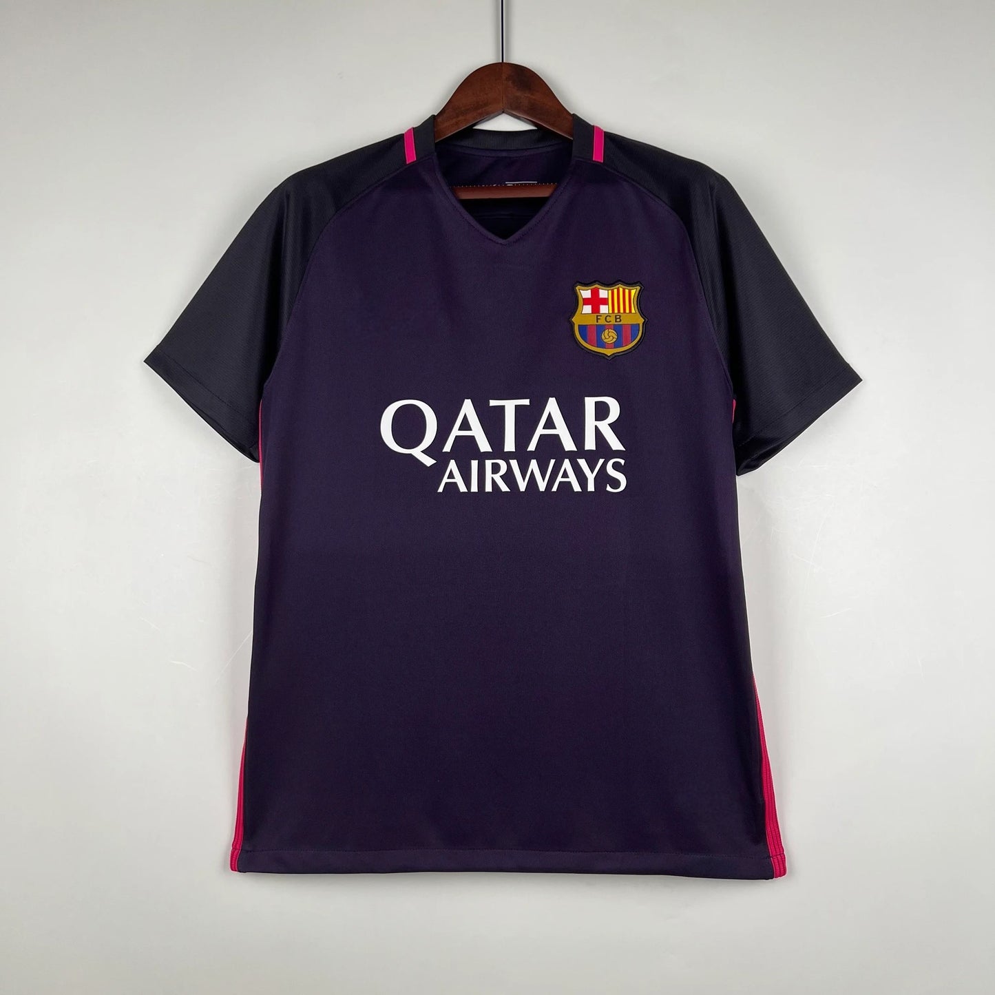 Barcelona Away (2016/17)