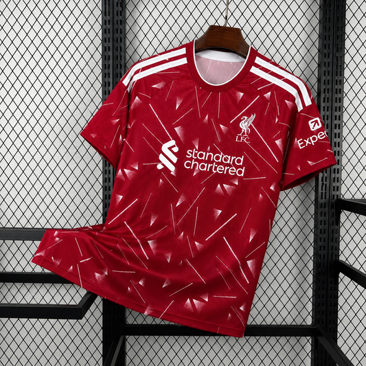Liverpool Home (26/27)