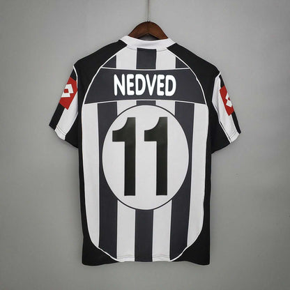 Juventus Home (2002/03)
