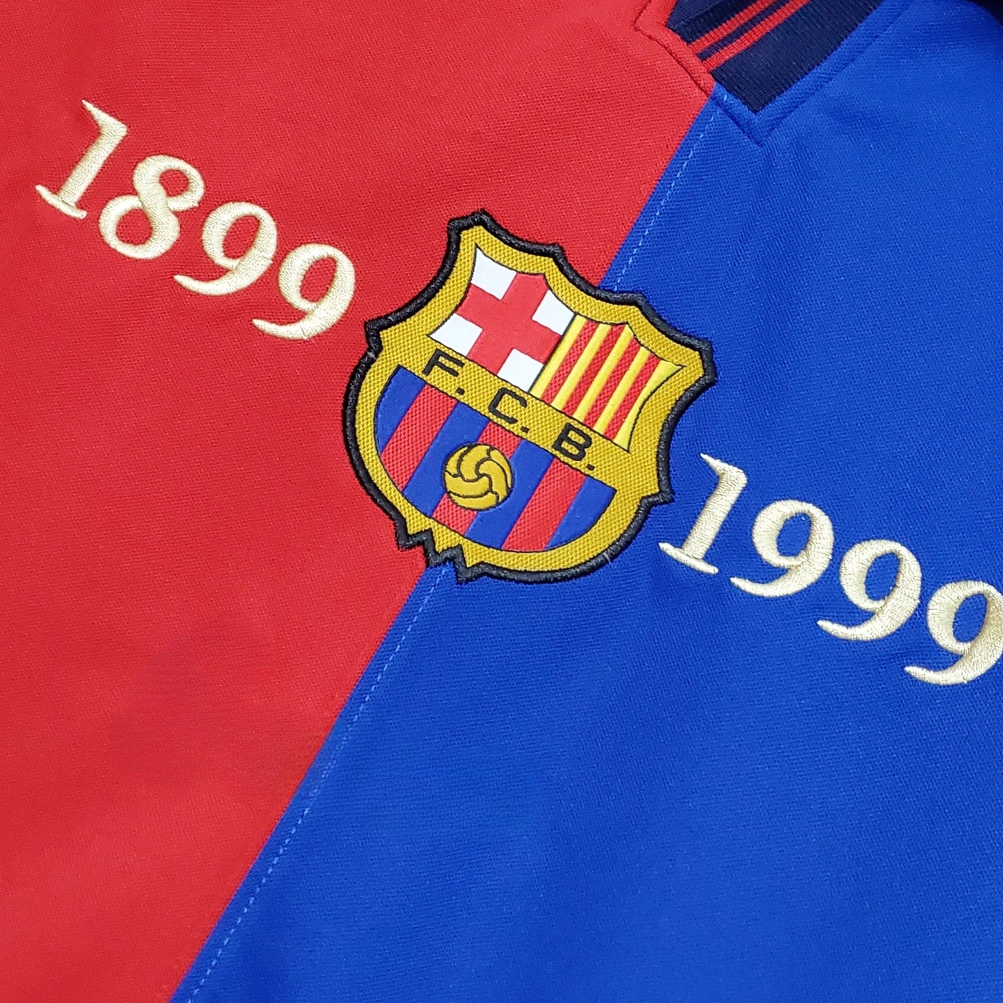 Barcelona Home (1999/00)
