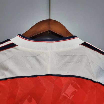 Arsenal Home (1990/92)