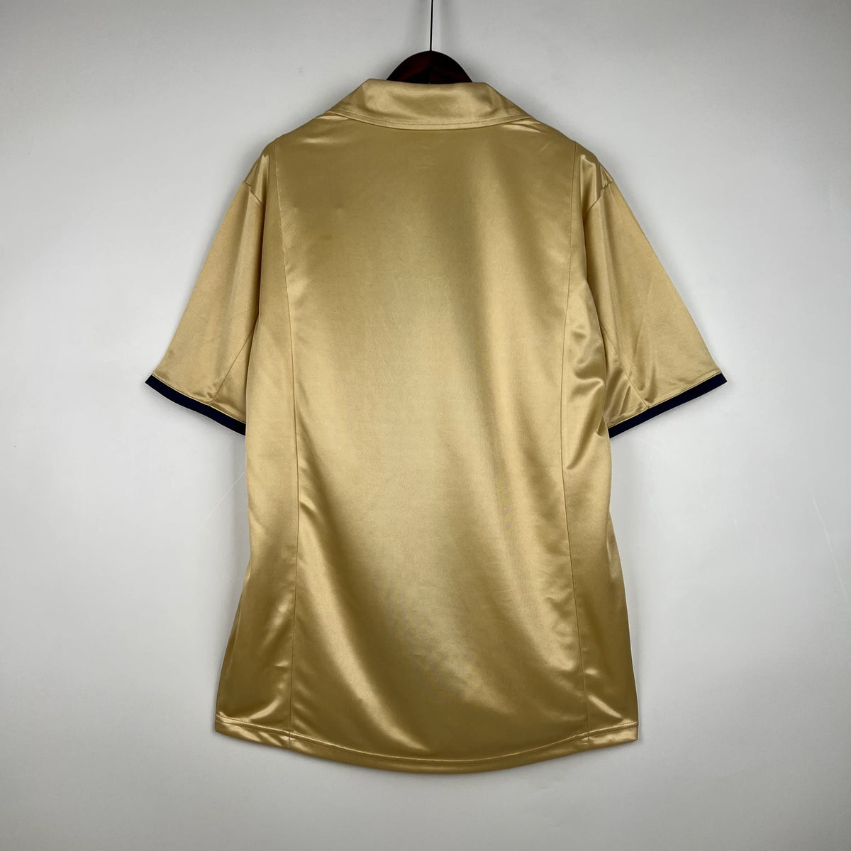 Barcelona Away (2001/02)