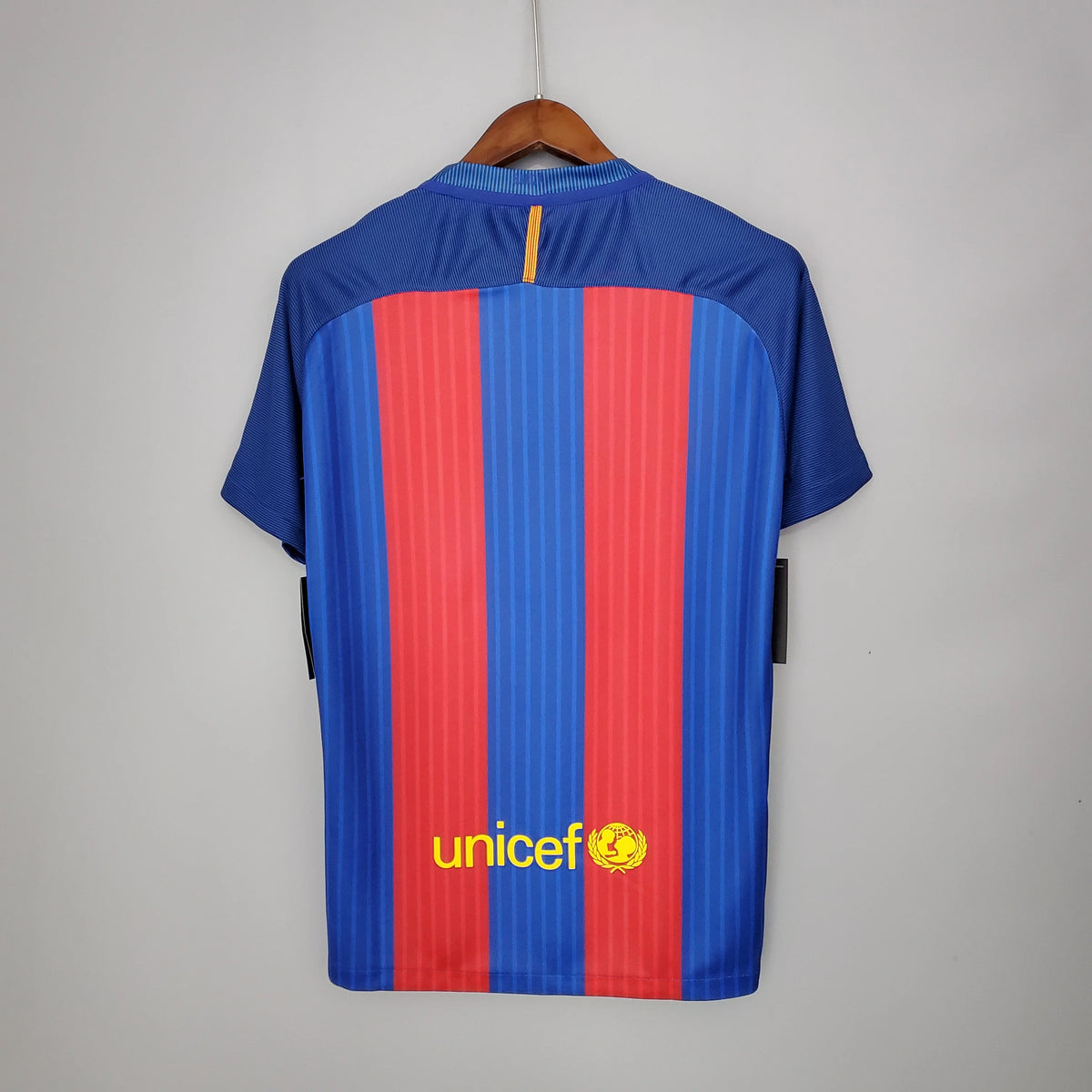 Barcelona Home (2016/17)