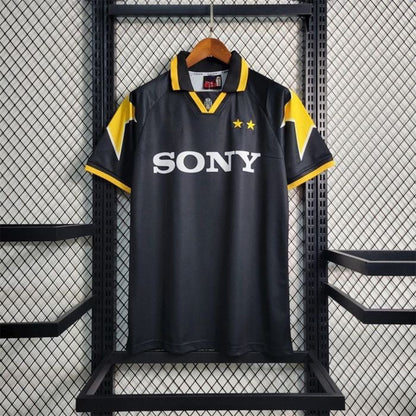 Juventus Away (1995/97)